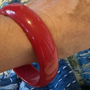 Vintage 60s Red Lucite Plastics Untested Acrylic Bangle Bracelet